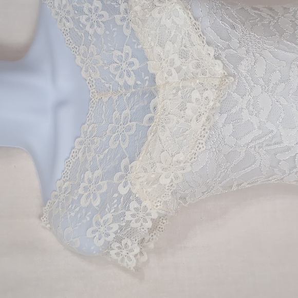Pauln KC White Lace Off Shoulder Mini Dress Size Extra Small - Picture 3 of 7